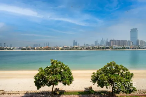 Villa en Palm Jumeirah, Dubai, 6 dormitorios, 725 m², № 122413 - foto 18