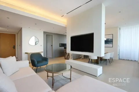 Apartment in Bluewaters, Dubai 3 bedrooms, 196 sq.m. № 122412 - photo 4