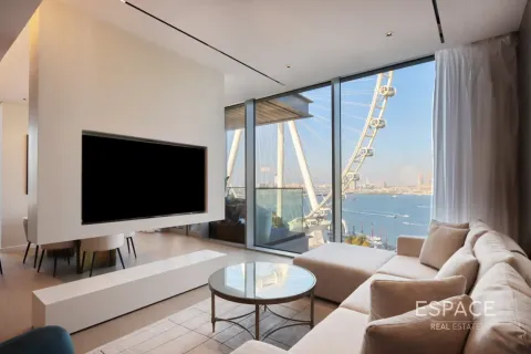 Apartment in Bluewaters, Dubai 3 bedrooms, 196 sq.m. № 122412 - photo 2