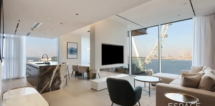Apartment in Bluewaters, Dubai 3 bedrooms, 196 sq.m. № 122412
