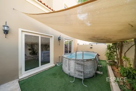 Villa in Villanova, Dubai Land, Dubai 4 bedrooms, 209 sq.m. № 122414 - photo 17