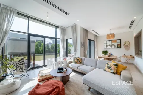 Adosado en Al Furjan, Dubai, 3 dormitorios, 244 m², № 122303 - foto 8