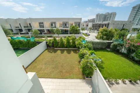Adosado en Al Furjan, Dubai, 3 dormitorios, 244 m², № 122303 - foto 14