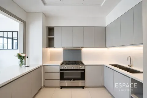 Adosado en Al Furjan, Dubai, 3 dormitorios, 244 m², № 122303 - foto 12