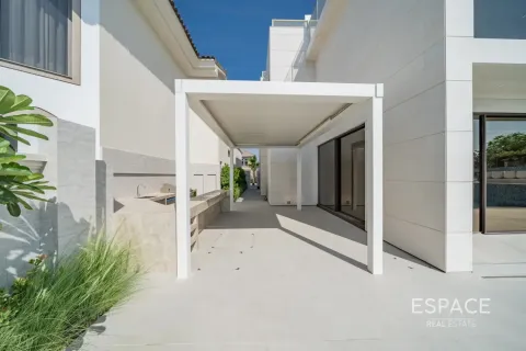 Villa en Palm Jumeirah, Dubai, 5 dormitorios, 658 m², № 122300 - foto 3