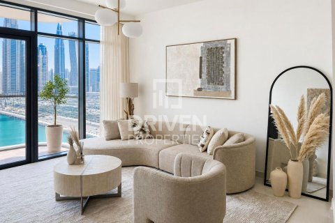 Apartment in EMAAR Beachfront, Dubai Harbour, Dubai 2 bedrooms, 111.39 sq.m. № 140954 - photo 5