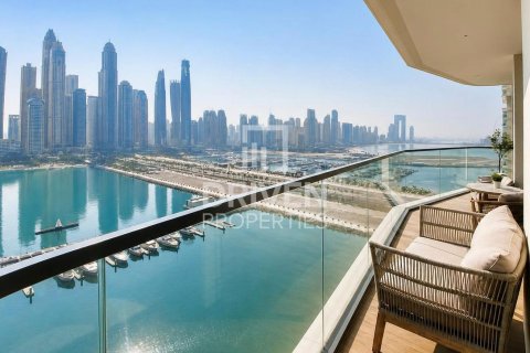Apartment in EMAAR Beachfront, Dubai Harbour, Dubai 2 bedrooms, 111.39 sq.m. № 140954 - photo 15