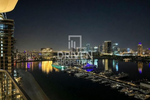 Apartment in EMAAR Beachfront, Dubai Harbour, Dubai 2 bedrooms, 111.39 sq.m. № 140954 - photo 16