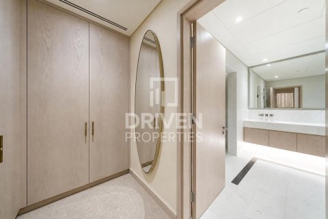 Apartment in The Palm Tower, Palm Jumeirah, Dubai 1 bedroom, 103.03 sq.m. № 140953 - photo 15