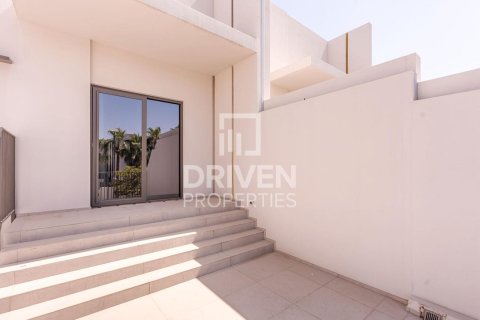Townhouse in Mohammed Bin Rashid City, Dubai 2 bedrooms, 133.78 sq.m. № 140955 - photo 18