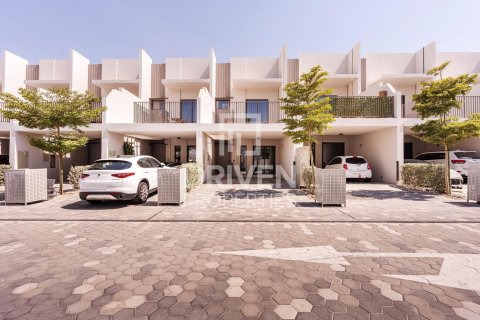 Townhouse in Mohammed Bin Rashid City, Dubai 2 bedrooms, 133.78 sq.m. № 140955