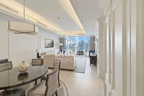Apartamento en Downtown Dubai (Downtown Burj Dubai), Dubai, 2 dormitorios, 162.67 m², № 140952 - foto 12