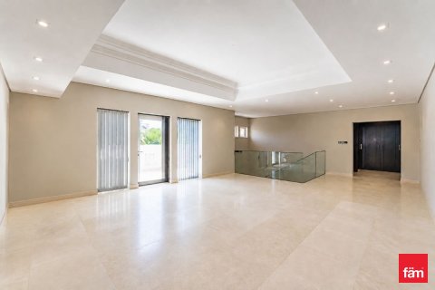 Villa in Al Furjan, Dubai 6 bedrooms, 875 sq.m. № 114076 - photo 10