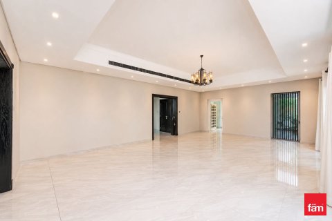Villa in Al Furjan, Dubai 6 bedrooms, 875 sq.m. № 114076 - photo 4