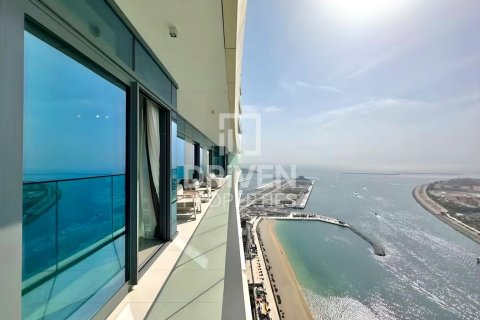 Apartamento en EMAAR Beachfront, Dubai Harbour, Dubai, 4 dormitorios, 217.67 m², № 140253