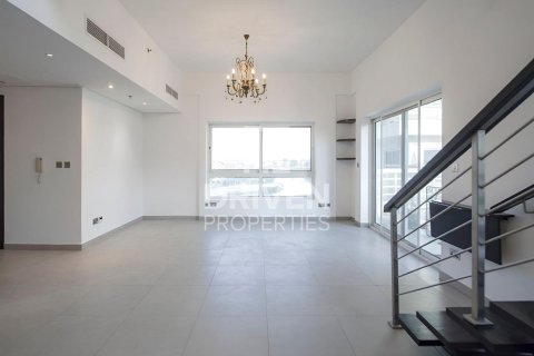 Duplex in Jumeirah Islands, Dubai 3 bedrooms, 260.13 sq.m. № 140250 - photo 2