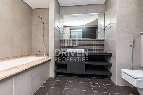 Duplex in Jumeirah Islands, Dubai 3 bedrooms, 260.13 sq.m. № 140250 - photo 11