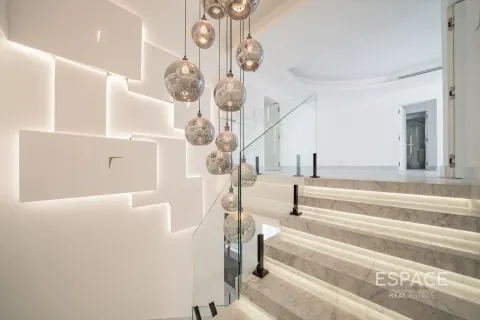Villa en Meadows, Dubai, 4 dormitorios, 388 m², № 122307 - foto 10