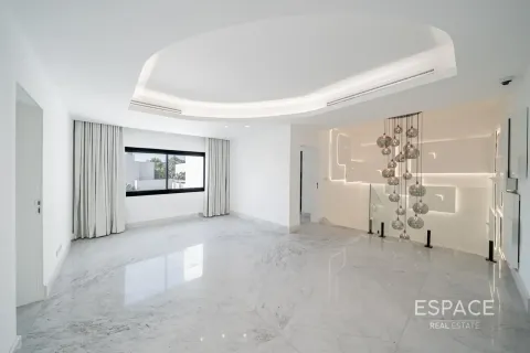 Villa en Meadows, Dubai, 4 dormitorios, 388 m², № 122307 - foto 9