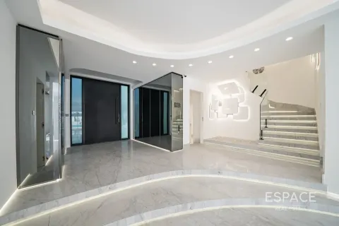 Villa en Meadows, Dubai, 4 dormitorios, 388 m², № 122307 - foto 14