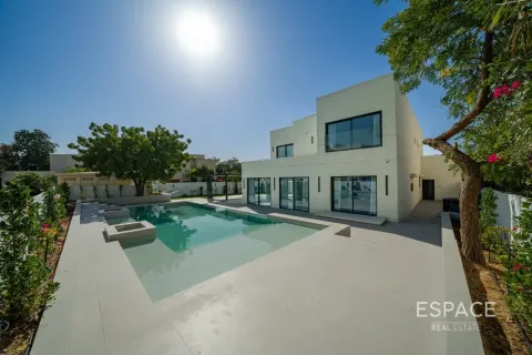 Villa en Meadows, Dubai, 4 dormitorios, 388 m², № 122307 - foto 20