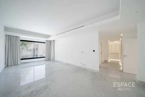 Villa en Meadows, Dubai, 4 dormitorios, 388 m², № 122307 - foto 8