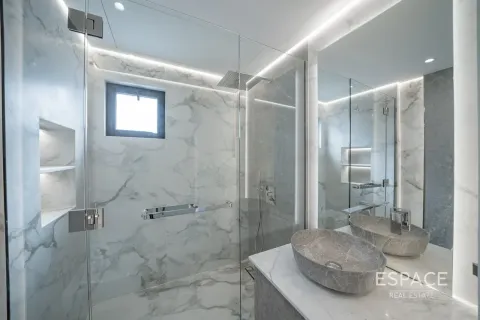 Villa en Meadows, Dubai, 4 dormitorios, 388 m², № 122307 - foto 5
