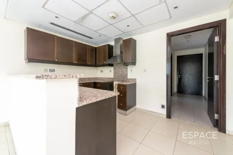 Villa en Jumeirah Village Triangle, Dubai, 5 dormitorios, 372 m², № 122309 - foto 11