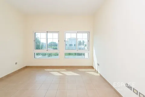 Villa en Jumeirah Village Triangle, Dubai, 5 dormitorios, 372 m², № 122309 - foto 6