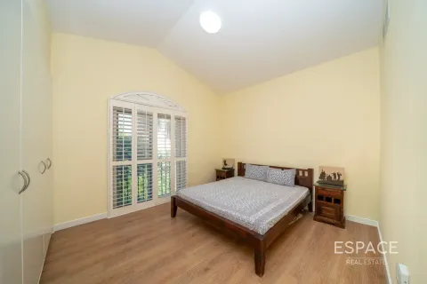 Villa en Green Community West, Green Community, Dubai, 5 dormitorios, 548 m², № 122308 - foto 10