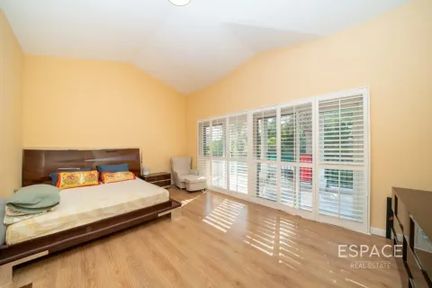 Villa en Green Community West, Green Community, Dubai, 5 dormitorios, 548 m², № 122308 - foto 8