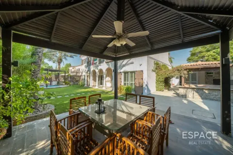 Villa en Green Community West, Green Community, Dubai, 5 dormitorios, 548 m², № 122308 - foto 3