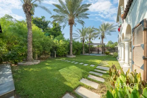 Villa en Green Community West, Green Community, Dubai, 5 dormitorios, 548 m², № 122308 - foto 4