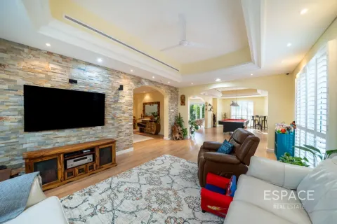 Villa en Green Community West, Green Community, Dubai, 5 dormitorios, 548 m², № 122308 - foto 20