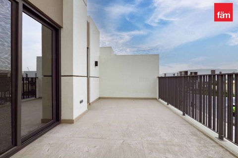 Townhouse in Tilal Al Ghaf, Dubai 3 bedrooms, 140.9 sq.m. № 76817 - photo 14