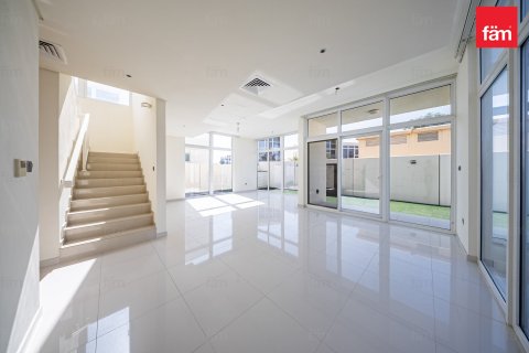 Villa à Dubai, 6 chambres, 314 m², № 71832 - photo 4