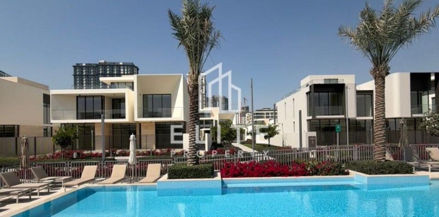 Villa à Dubai Hills Estate, Dubai, 5 chambres, 958 m², № 121729