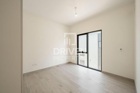 Villa in Murooj Al Furjan, Al Furjan, Dubai 5 bedrooms, 373.56 sq.m. № 129250 - photo 15