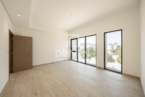 Villa in Murooj Al Furjan, Al Furjan, Dubai 5 bedrooms, 373.56 sq.m. № 129250 - photo 10