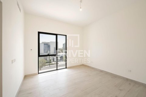 Villa in Murooj Al Furjan, Al Furjan, Dubai 5 bedrooms, 373.56 sq.m. № 129250 - photo 13