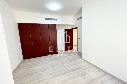 Apartment in Shams, Jumeirah Beach Residence, Dubai 3 bedrooms, 185 sq.m. № 121414 - photo 11