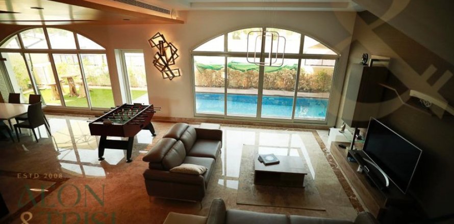 Villa in The Villa, Dubai 4 bedrooms, 531 sq.m. № 60949