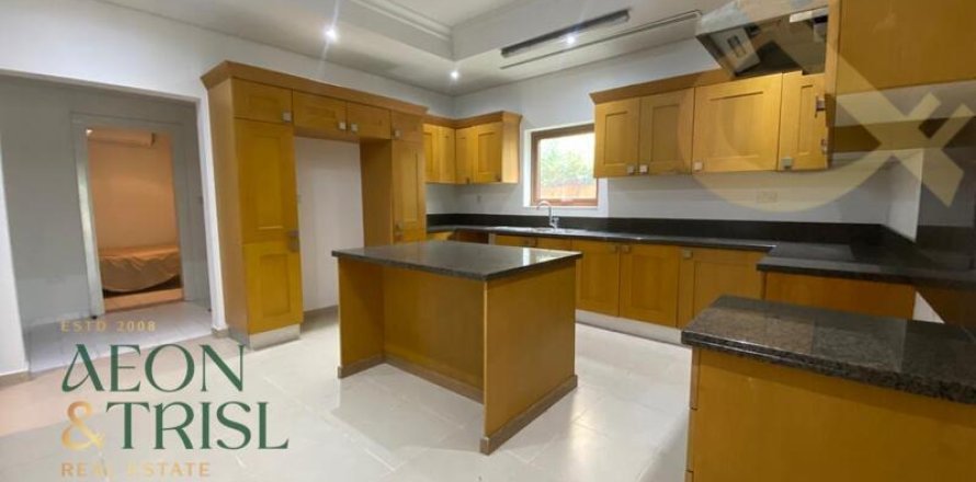 Вилла в North Village, Al Furjan, Дубай, 5 спален, 600м², № 60953