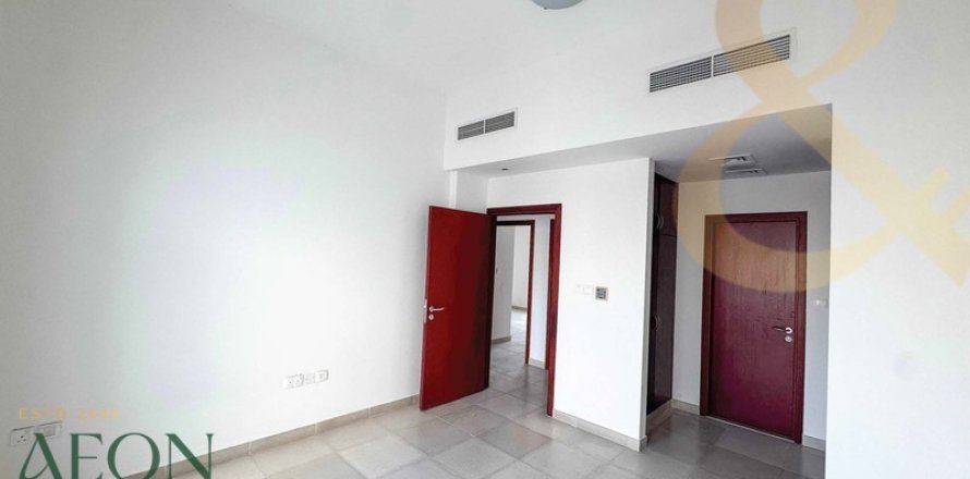 Villa en Al Khail Heights, Dubai, 5 dormitorios, 421 m², № 60955