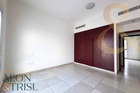Villa en Al Khail Heights, Dubai, 5 dormitorios, 421 m², № 60955 - foto 2