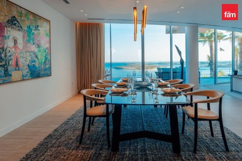 Villa in The World Islands, Dubai 6 bedrooms, 2499.2 sq.m. № 11939 - photo 12