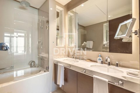 Appartement à The Address Residence Fountain Views, Downtown Dubai (Downtown Burj Dubai), Dubai, 1 chambre, 79 m², № 86232 - photo 5