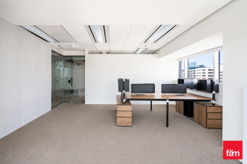 Office in Sheikh Zayed Road, Dubai 210.9 sq.m. № 109183 - photo 9