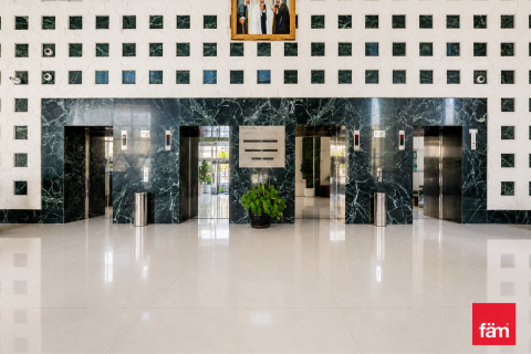 Office in Sheikh Zayed Road, Dubai 210.9 sq.m. № 109183 - photo 19