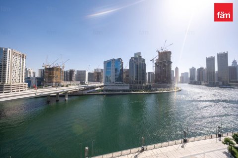 Apartment in Business Bay, Dubai 2 bedrooms, 128.3 sq.m. № 109184 - photo 24
